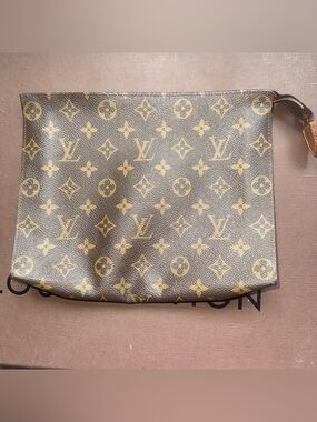 Authentic Louis Vuitton monogram cosmetic pouch